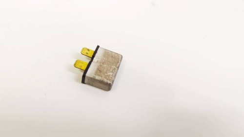 443937105A Sicherungen  Audi A6 DE2193664-80