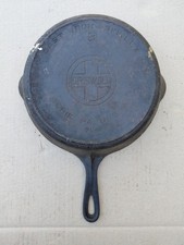 Vintage Griswold No. 8 Cast Iron Skillet 704 Fire Ring