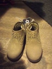 OshKosh B gosh toddler girls size 5M Boots Estell taupe sparkles zip up NWT