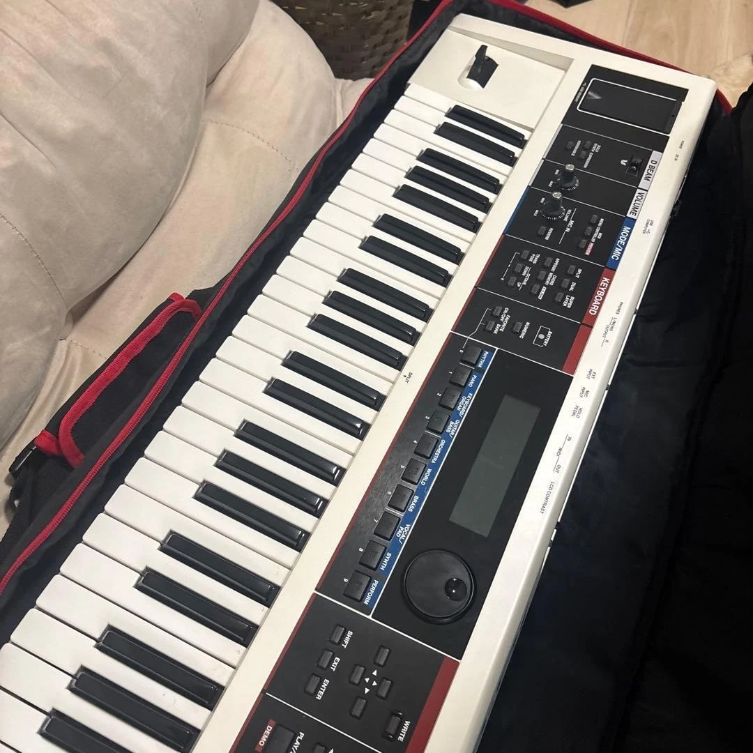 Roland Juno Di for sale - eBay