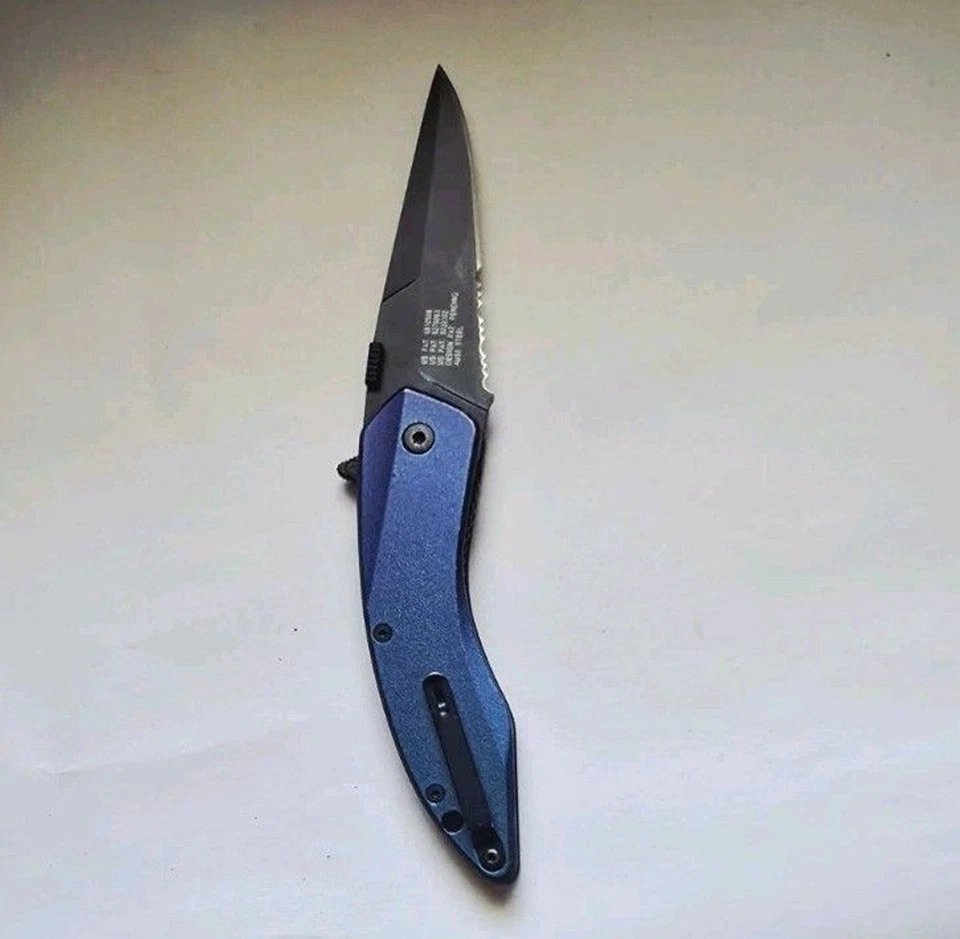 Cuchillo Plegable Schrade Landshark Asistido por Resorte Cambio de Color SCHA9CS Foto 4 de 4