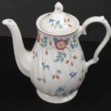 Briar Rose Coffee Pot Churchill Made in England 9" Tall Chartwell Collection