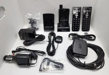 XMp3i PORTABLE SIRIUS SATELLITE RADIO & MP3 PLAYER + HOME KIT  (USED)