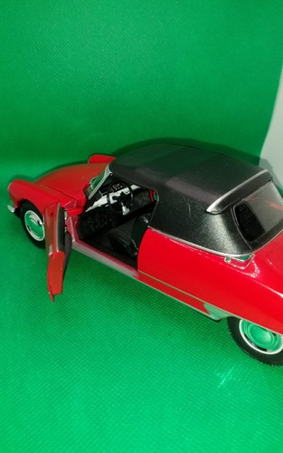 WELLY CITRÖEN DS 19 Cabriolet Modellauto 1:24 OVP - Bild 3 von 7