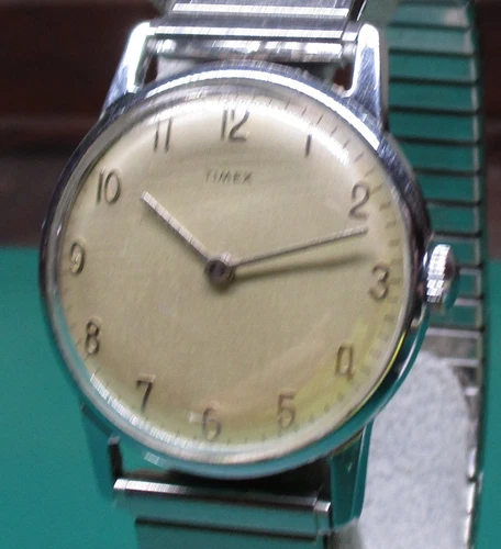 VINTAGE TIMEX