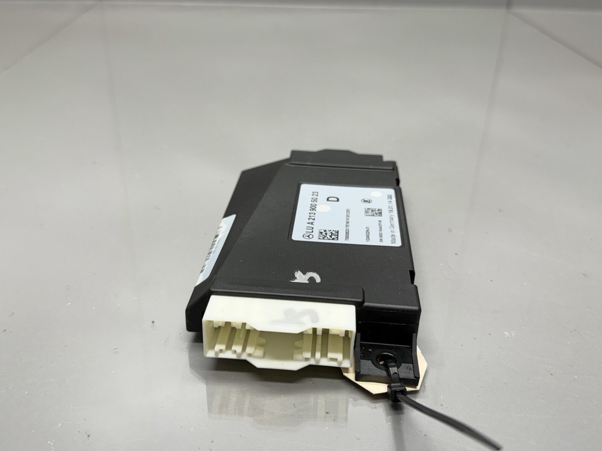 Mercedes-Benz E W213 Ignition Lock Control Unit A2139005023 for