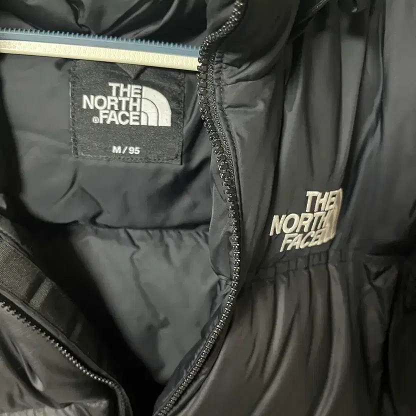 The North Face 1996 Eco Nupsi Puffer Jacket - Size M (95) thumbnail 5