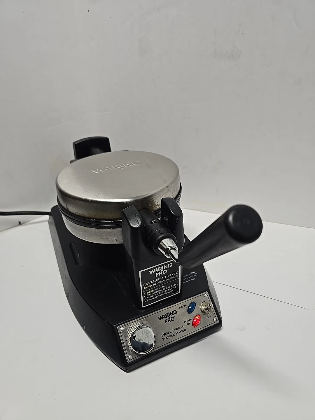Waring Pro WWM200SA Belgian Waffle Maker - Black/ Stainless Steel