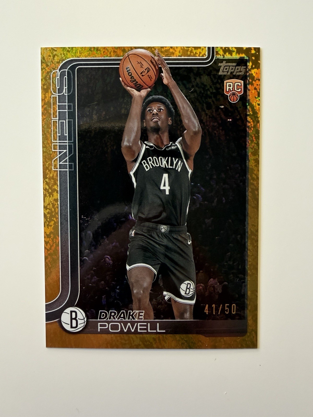 2025-26 Topps Flagship Basketball - Drake Powell - Gold Crackleboard 41/50 (RC)