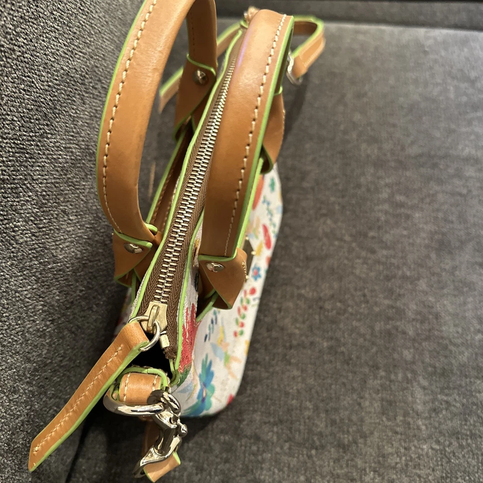 Bolso de Mano Disney Dooney & Bourke Tinker Bell, 2019 EPCOT Flower & Garden Festival  Foto 3 de 4