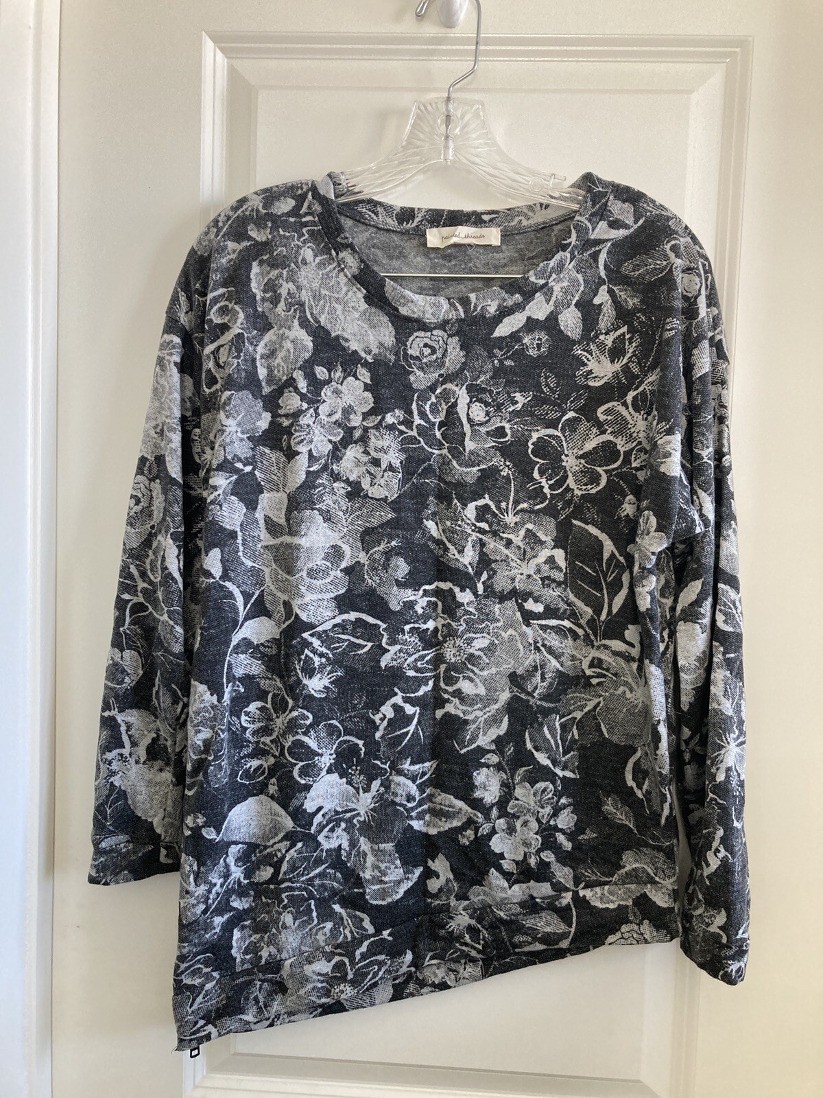 Painted Threads Womens Pullover Sweater Gray Flor… - image 1