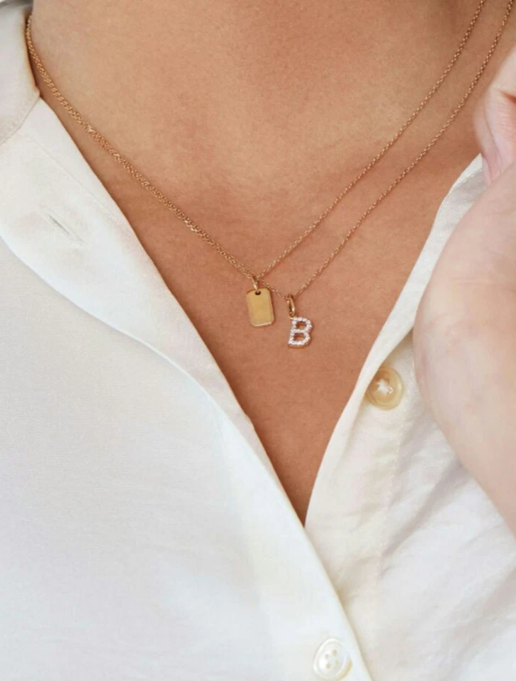 Collar con Nombre Oro Sólido 14K Diamante Nombre Inicial Colgante Regalo de Navidad para Ella Foto 4 de 4