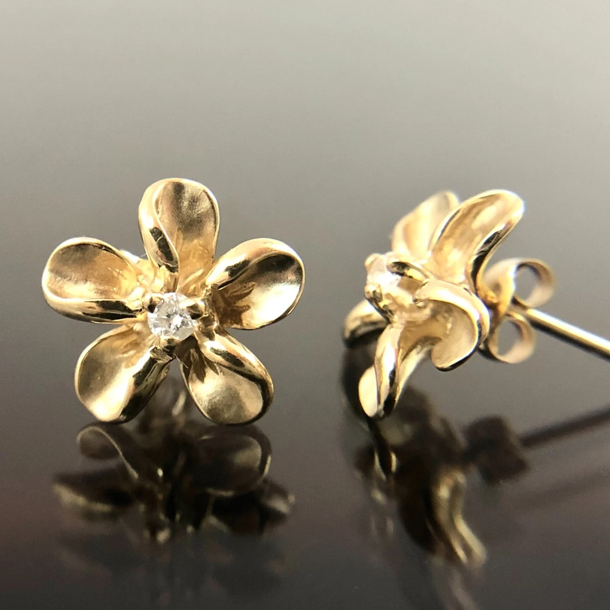 Na hoku plumeria earrings online