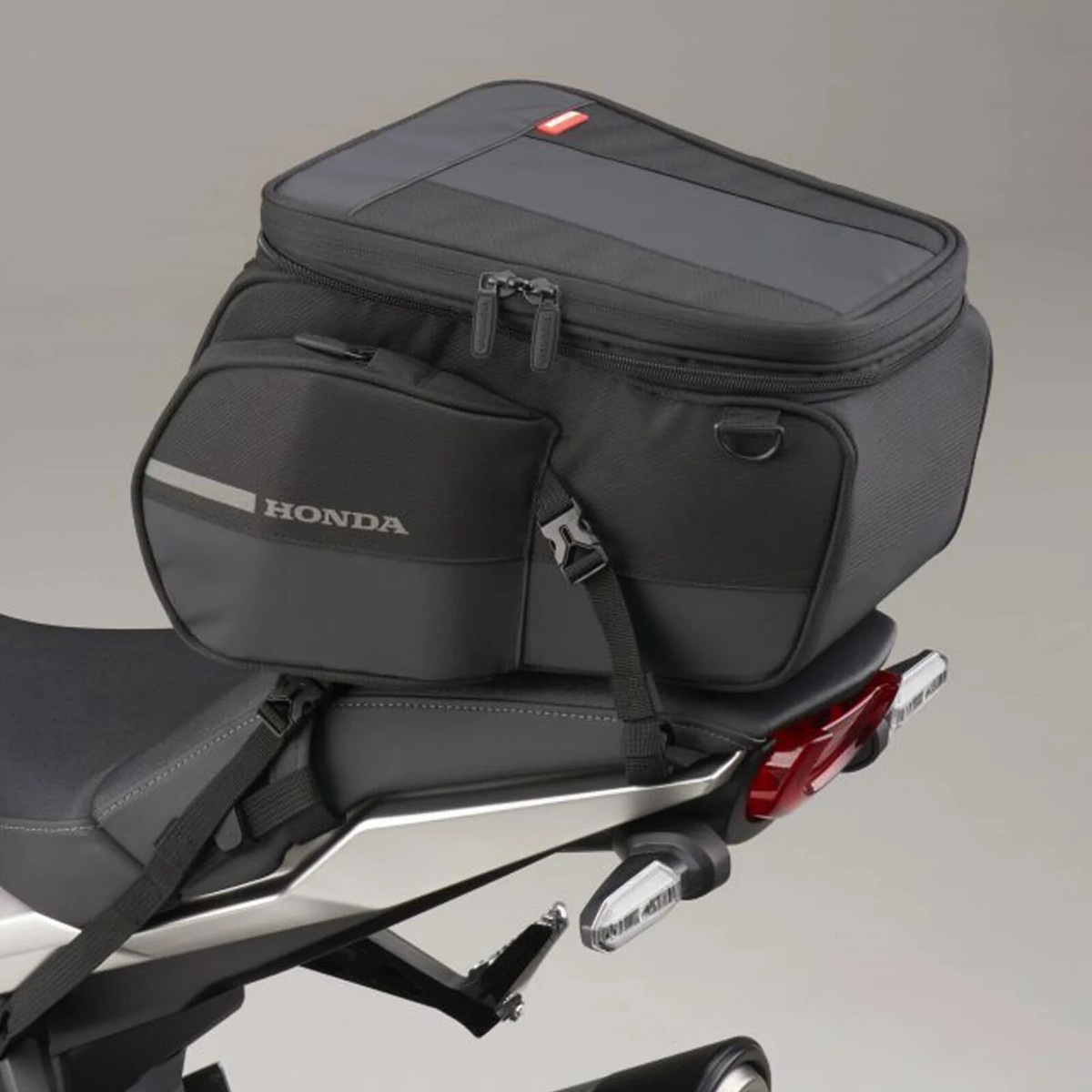 ホンダ CBR650R / CB650R リアシートバッグ アタッチメント Honda Rear Seat Tail Bag & Attachment Kit CB650R CBR650R CB1000R