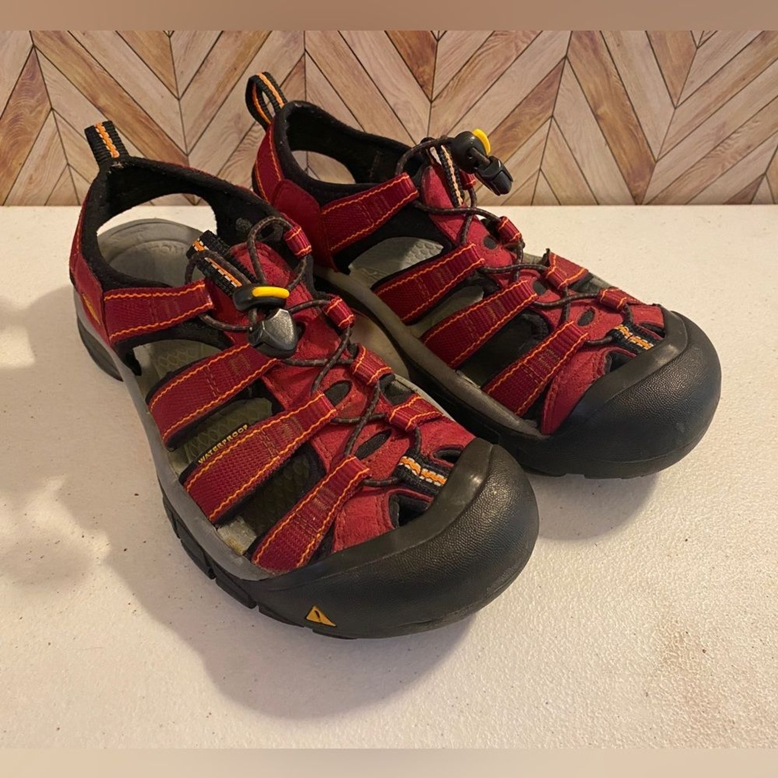 Scarpa sandalo aperta Red Keen donna taglia 7 [scarpa 226]