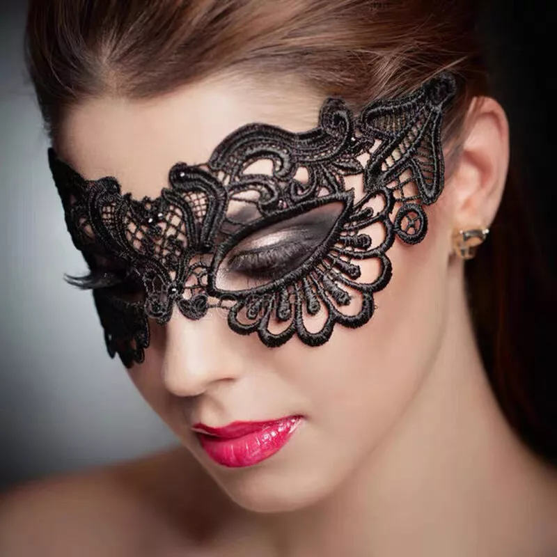 Mask eyes outlet