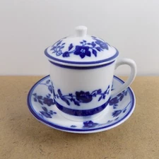 Williams Sonoma Blue Flower Cup Saucer & Lid WSO124 Porcelain