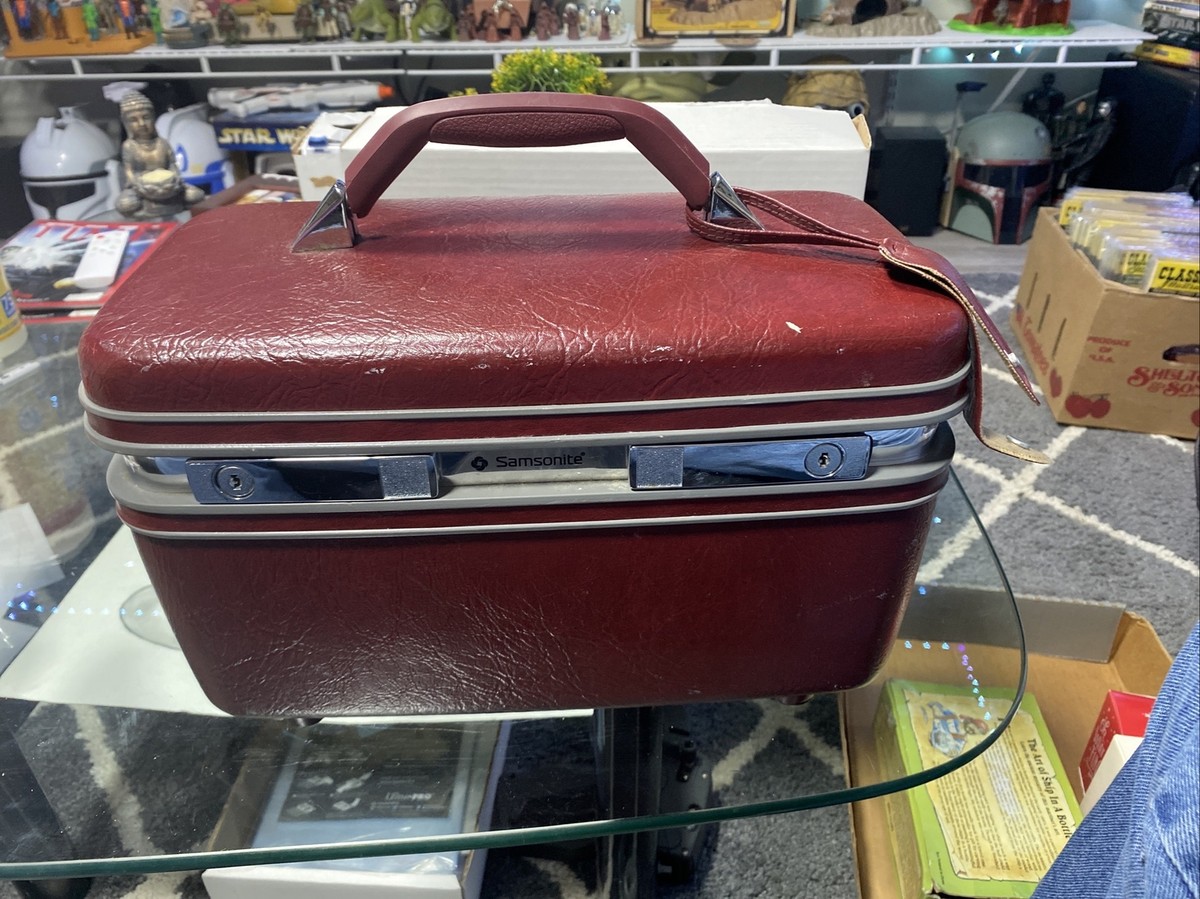 サムソナイト　ビンテージ　メイクボックス　ワインレッド Vintage Maroon Red Samsonite Silhouette Hard Shell Train Luggage