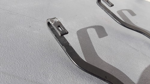 1983 Mercedes Benz W123 300D Front Windshield Wiper Arms Pair Set OEM - Picture 16 of 21