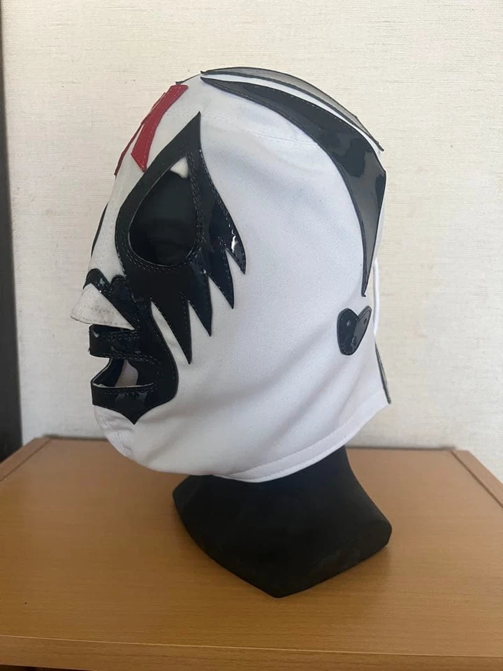 Mil Mascaras Mask Trade WWE Cosplay White Jersey Black Enameled Edge Adult Used - Image 3 of 4