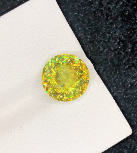 Natural Apple Green Sphene Gemstone, Round Cut Jewelry Size Gemstone. 2.95 CTS - Picture 3 of 13