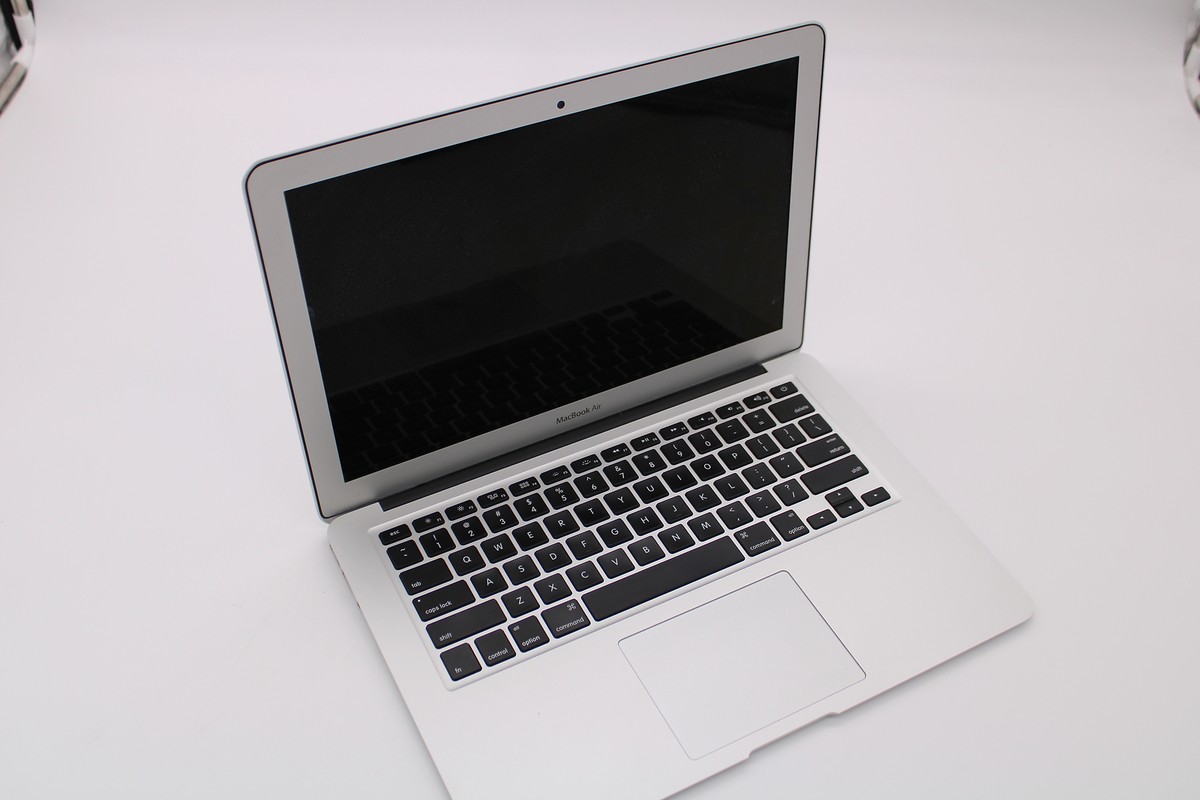 Apple MacBook Air 13インチ 2017 シルバー スキンシール MacBook Air 13インチ (2010~2017) シルバー – wraplus