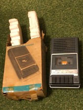 RETRO EMERSON CR45 PORTABLE CASSETTE RECORDER / PLAYER 