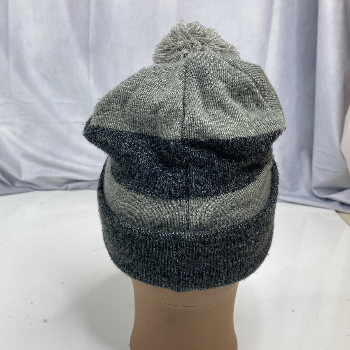 Five Nights at Freddy's knitted youth hat beanie (Freddy Fazbear's