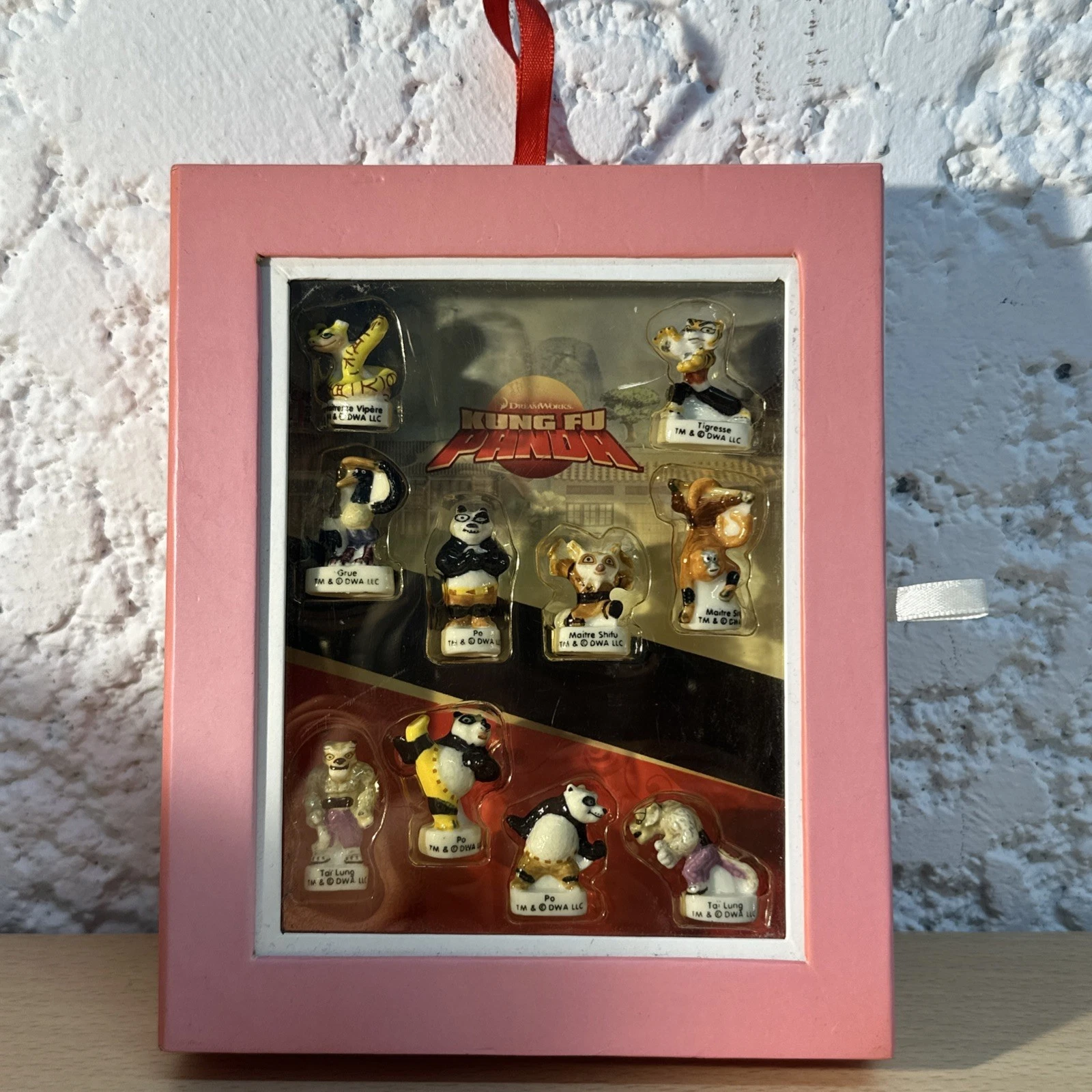 Coffret Collection De 10 Fèves En Porcelaine Kung Fu Panda - Live