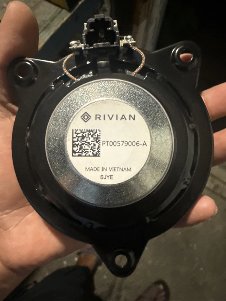 Rivian R1T R1S 2022-2025 Speaker Kit - Image 2 of 4
