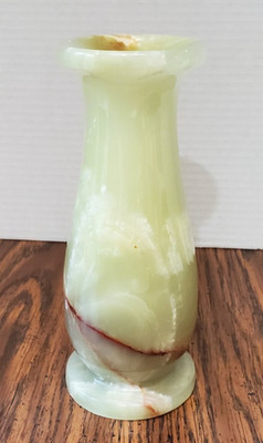 Vintage Onyx Carved Polished Stone Vase 7 1/2  Shades of Green Brown Amber Ivory