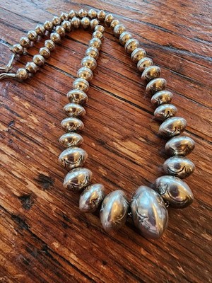 VINTAGE & SIGNED STERLING SILVER NAVAJO PEARLS NECKLACE, 17”, 42g