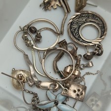 28 Grams Sterling Silver Scrap Jewelry Lot No Stones Free Shipping