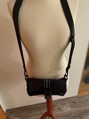 Emporio Armani EA7 Umhängetasche Crossbody schwarz    ungetragen