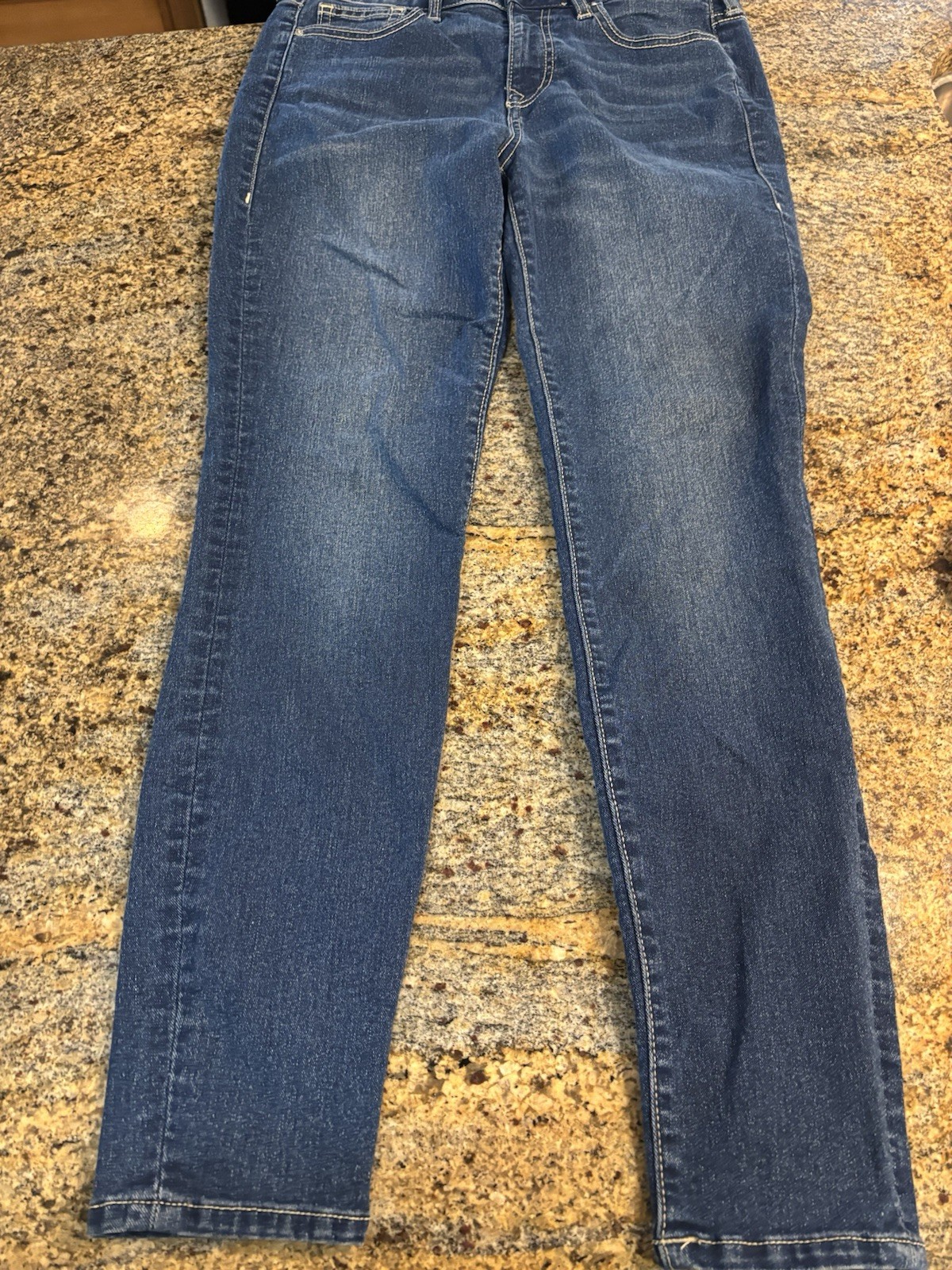 True Religion Women's Size 30 Blue Jennie Curvy Mid-Rise Super Skinny Jeans thumbnail 3