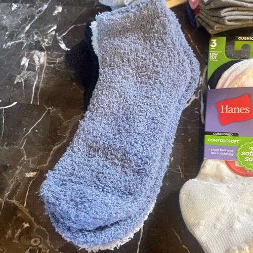 Lot Of 17 New Women’s Size 9-11, 5-9 Socks See Photos - Picture 4 of 9