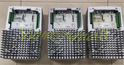 1PC LENZE frequency converter 4KW E82MV402_ 4B151 E82MV402-4B151 used