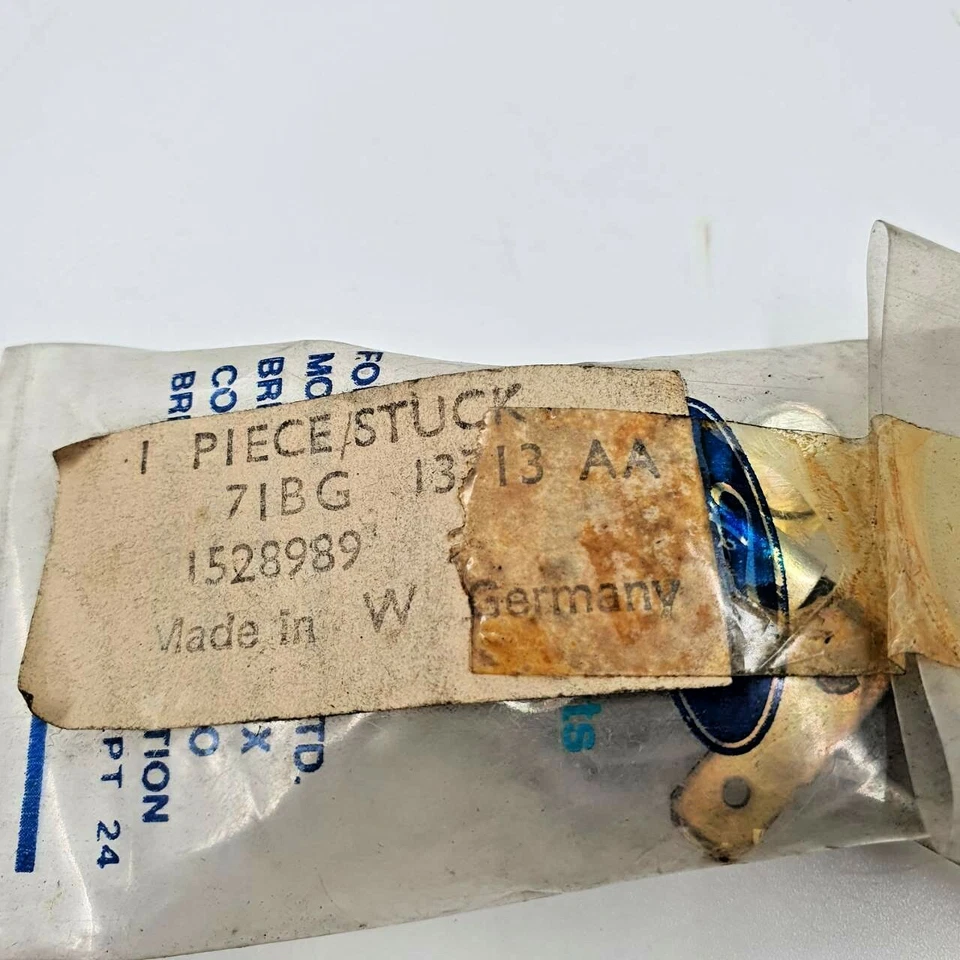 Ford Cortina MK3 Loading Compartment Lamp Switch assy. 71BG-13713AA - Image 2 of 4