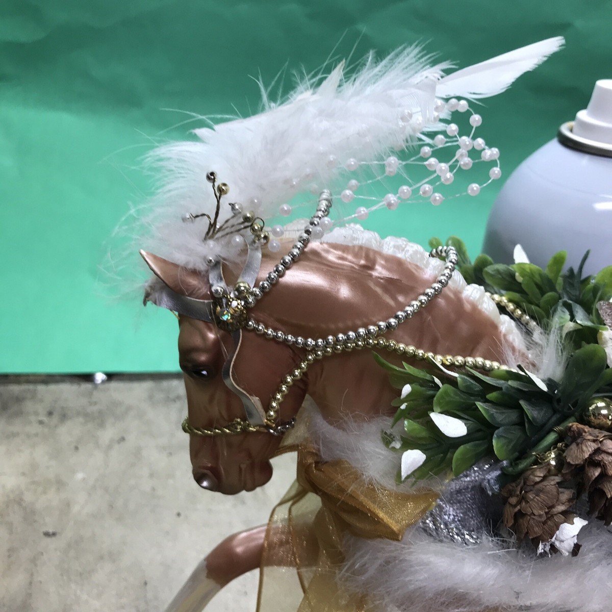 Breyer Winter Wonderland 2017 Holiday Horse - No Stand - Beautiful