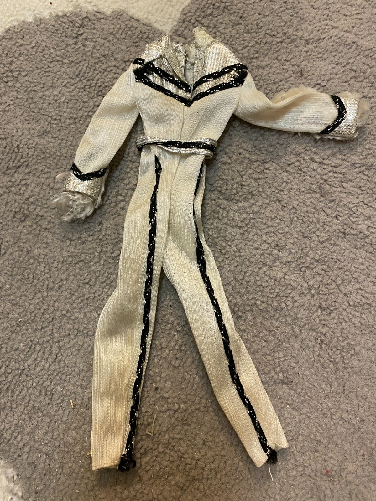 Picture 1 of 2