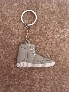 Yeezy Boost 350 750 in Ukraine Compare prices buy Prom ua