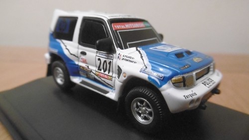 HACHETTE 1:76/OO MITSUBISHI PAJERO 2001 PARIS-DAKAR DIECAST RALLY CAR - Bild 2 von 5