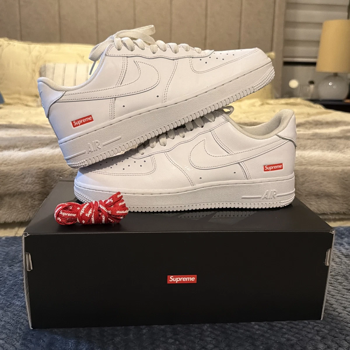 Preços baixos em Nike Air Force 1 Supreme White | eBay