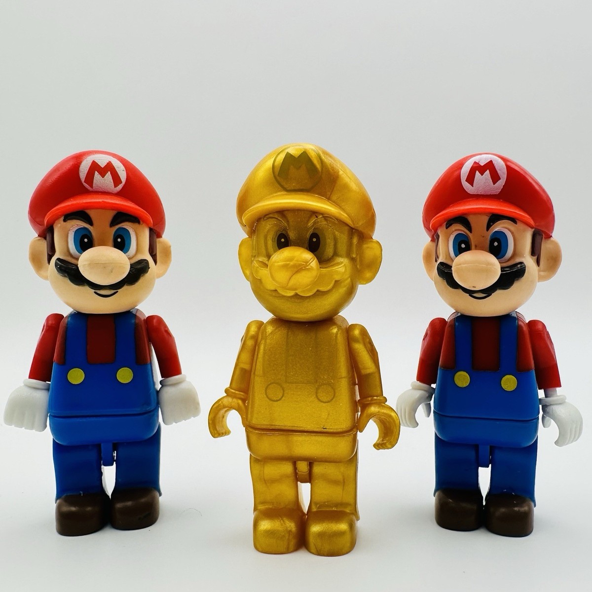 金のマリオ Nintendo K'NEX Super Mario Figure Set with Gold Mario Collectible