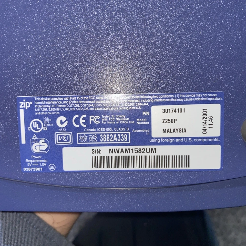 Iomega Zip Drive External Data Storage Solution - Image 4 of 4