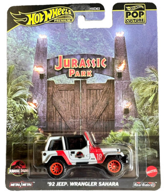Hot Wheels '92 Jeep Wrangler Sahara #18 Jurassic Park World 1:64 Modellauto JP18