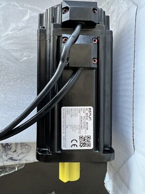1PCS NEW Estun servo motor EMJ-10AFD22