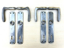 1 v. 2 Türgarnitur / Türbeschläge / Türdrücker / Türklinken / door handles