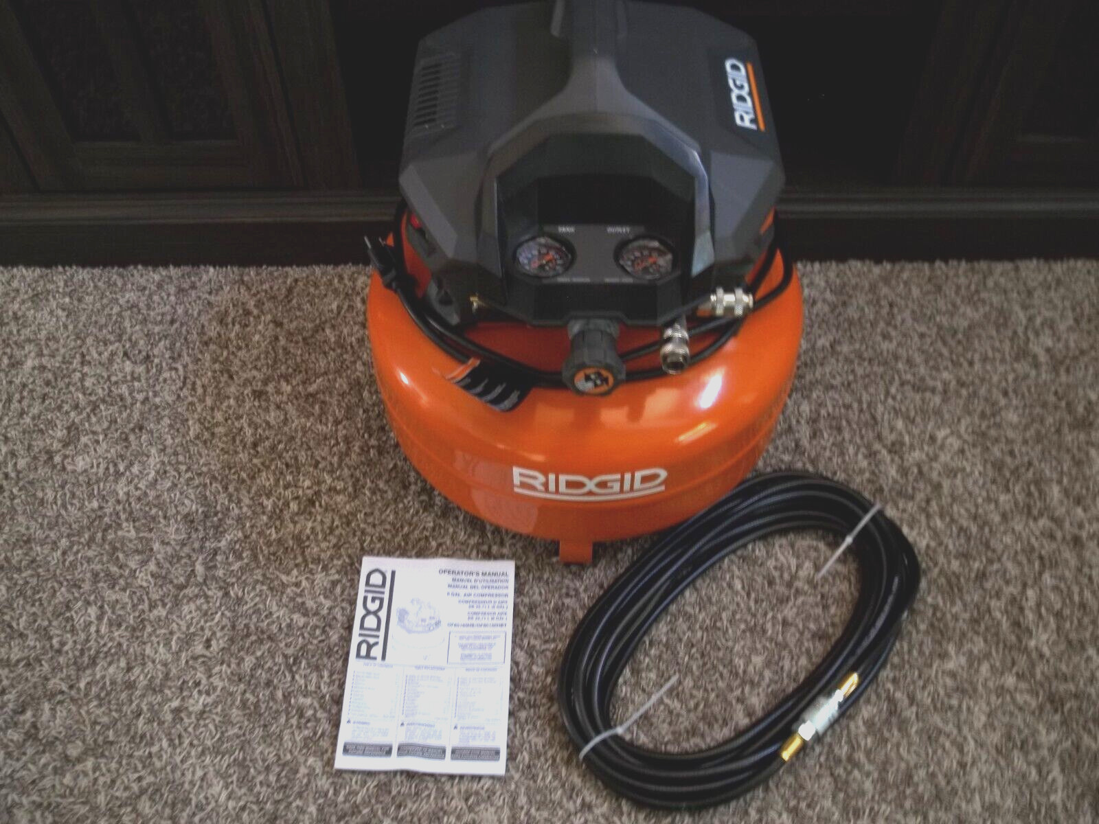 NEW RIDGID 6 Gal. 150 PSI OF60150HB Pancake Air Compressor