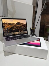 Apple MacBook Pro, M1 Chip, 8Gb Ram, 256Gb Ssd Storage, Touch Bar. 13 Inch.